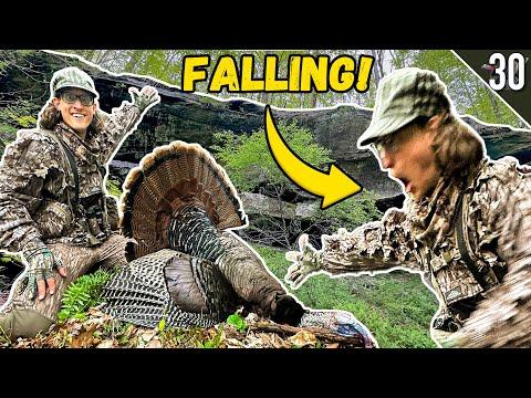 Unbelievable Turkey Hunting Adventure: A Cliffside Encounter