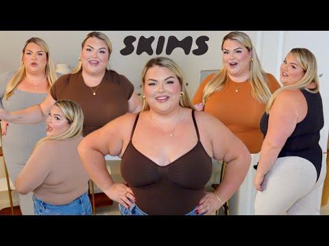 SKIMS PLUS SIZE REVIEW TRYING THEIR LOUNGEWEAR BRAS AND SHAPEWEAR 