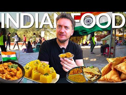 Exploring the Spicy and Flavorful World of Indian Street Food in Mumbai