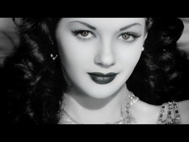 Unveiling the Untold Story of Yvonne De Carlo: From Heartbreaks to Hollywood Stardom