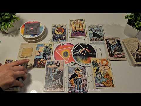 Unlocking the Energetic Connection: Understanding Tarot Cards and Personal Development