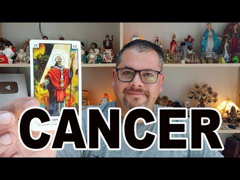 Descubre tu futuro con San Cipriano: Cambios positivos y prosperidad para Cáncer ♋️