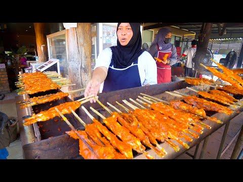 Discovering Halal Thai BBQ Chicken and Seafood Feast in Krabi