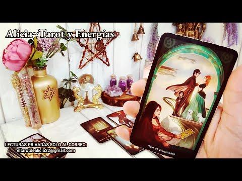 Descubre lo que siente y piensa al ver tus fotos: Lectura de Tarot