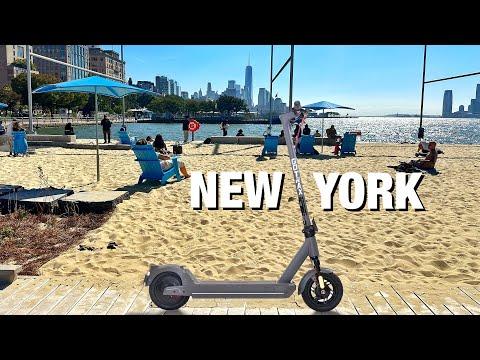 Explore Manhattan on a Scooter: A Fun and Informative Adventure