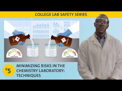 Lab Safety Tips for Minimizing Risks and Handling Chemicals