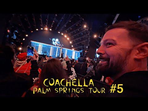 Vivez l'expérience Coachella avec Julie et ses amis !