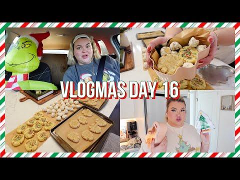 Spread Kindness and Bake Delicious Christmas Cookies | Vlogmas Day 16