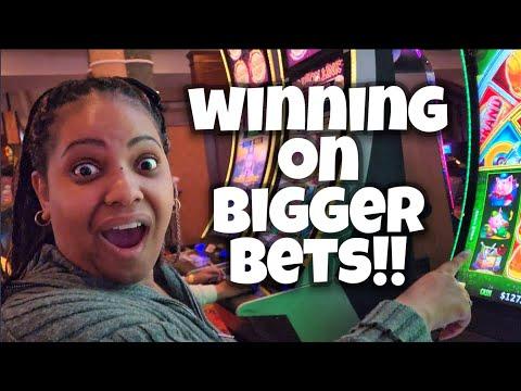 Experience the Thrill of Winning Big on the New Huff N Puff Slot Machine!