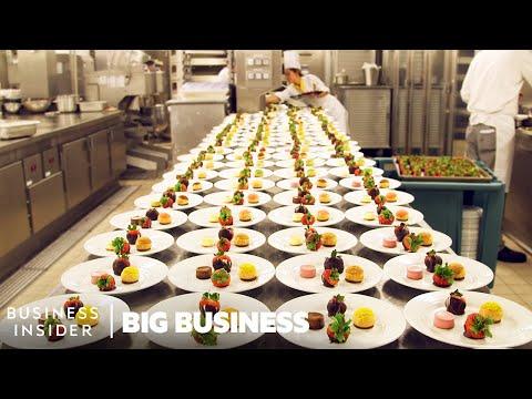 Cruising Culinary Delights: A Look Inside the World's Largest Cruise Ship Kitchen