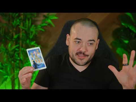 Unlocking Success and Love: Capricorn Tarot Reading Reveals Insights