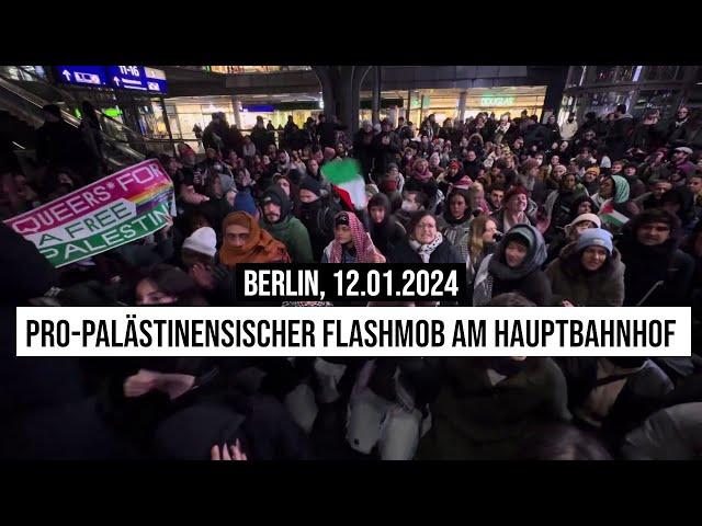 Solidarität mit Palästina: Flashmob am Hauptbahnhof Berlin