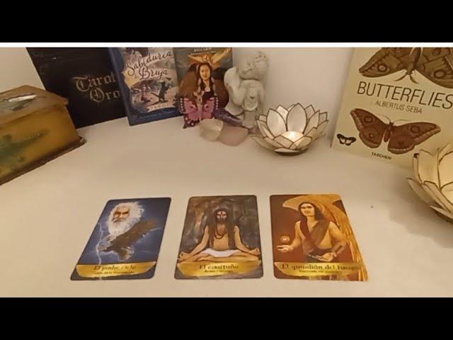 🔮🌟 Tarot del Amor: Predicciones y Consejos para tu Vida Sentimental