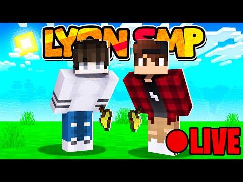 Experience the Lyon SMP #54: Fe and Red Join the Group!