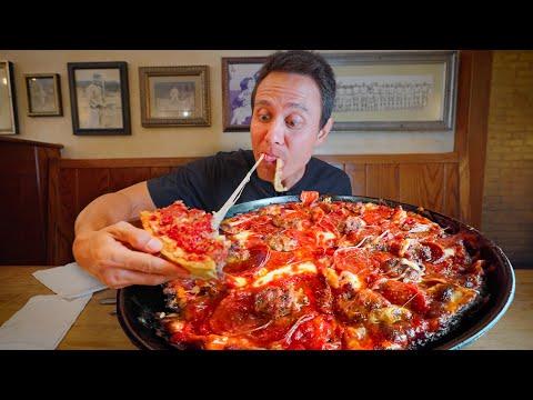 Discovering the Best Deep Dish Pizza in Chicago: A Culinary Journey
