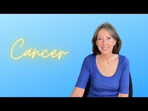 Navigating Change: Tarot Reading for Cancer Individuals