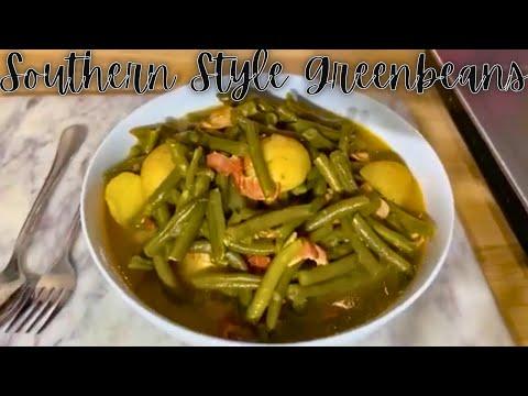 Delicious Southern Style Green Beans Recipe with Smoked Meat