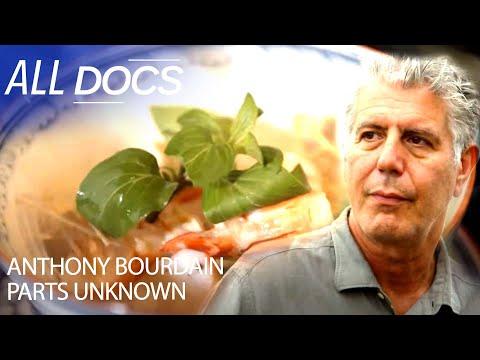 Exploring the Delights of Vietnamese Cuisine with Anthony Bourdain