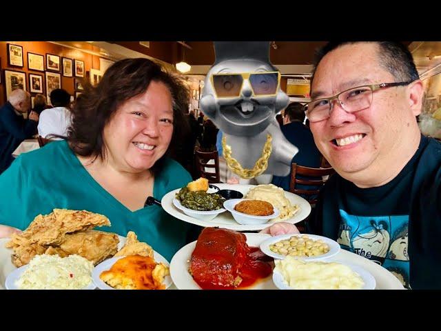 Discovering Atlanta's Southern Hospitality: A Food Tour with Buc-ee!