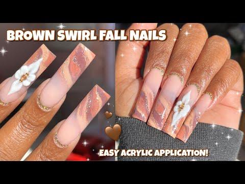 Get Ready for Fall with Stunning Nail Designs! 🍂