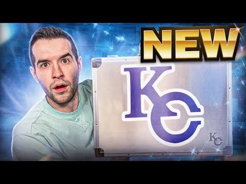 Unboxing KAIBA'S NEW Blue-Eyes Briefcase! Discover Rare Cards & Features