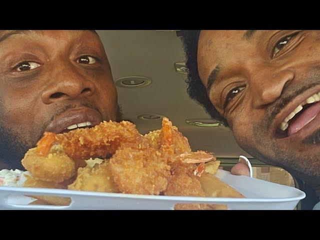 Delicious Seafood Delight: Captain D's Fried Seafood Mukbang