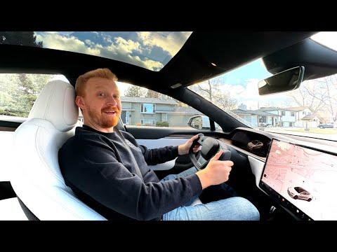 Exploring the New Tesla Model S: Yoke Steering & Full Self-Driving