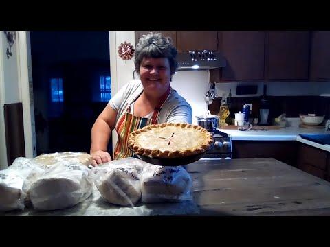 Mastering Homemade Breakfast: French Toast & Berry Pies