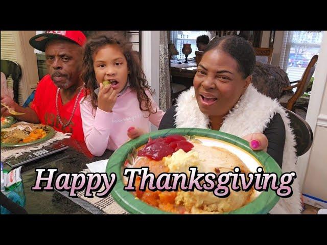 TanyaLady T's Heartwarming Thanksgiving Celebration: A Family Feast and Meaningful Conversations