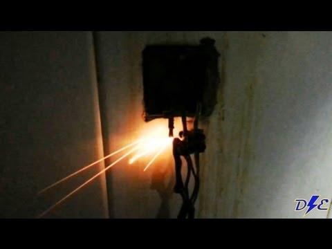 ¡Evita el peligro de cortocircuitos e incendios con cables incandescentes!