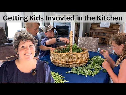 Empowering Kids in the Kitchen: A Guide to Building Skills and Confidence