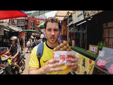 Exploring Petaling Street: A Tourist's Shopping Adventure