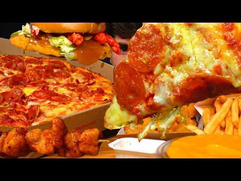 7-Eleven Food Review: Pizza, Wings, and More!