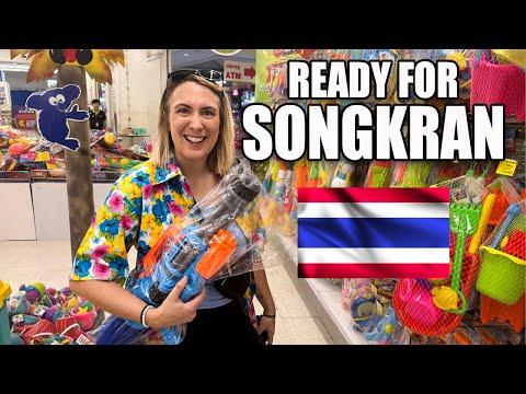 Experience the Vibrant Songkran Festival in Bangkok 2024