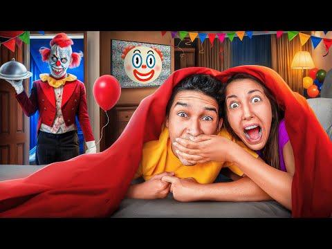 Esplorando l'Hotel dei Clown: Una Notte di Misteri e Divertimento