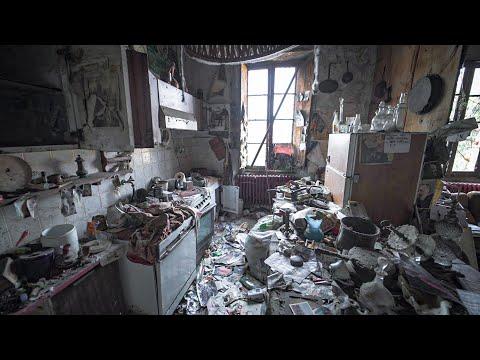 Exploring an Abandoned House: Uncovering Hidden Treasures and Dangers