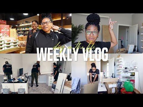YouTuber's Busy Day: Packing Orders, Black Friday Haul, and Room Makeover