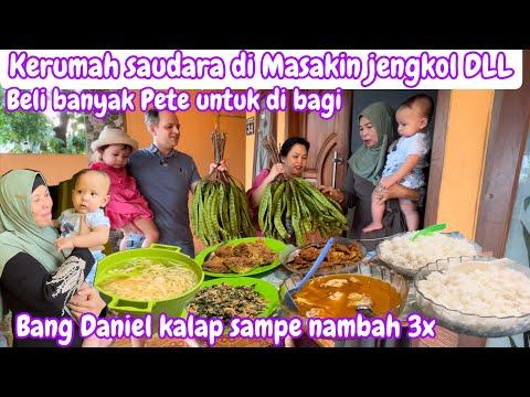 Exploring Indonesian Cuisine: A Culinary Adventure with Family