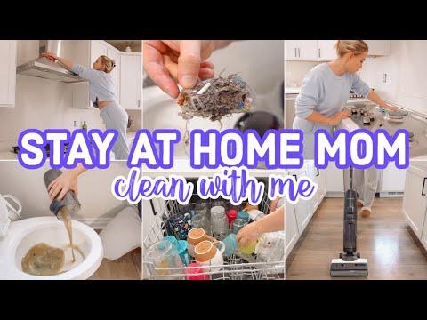 Achieving a Clean Home with a Large Family: Tips and Motivation