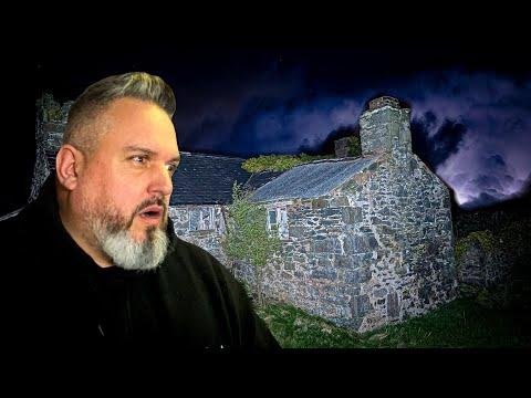 Exploring the Haunted Abandoned House: Uncovering Mysteries of the Past